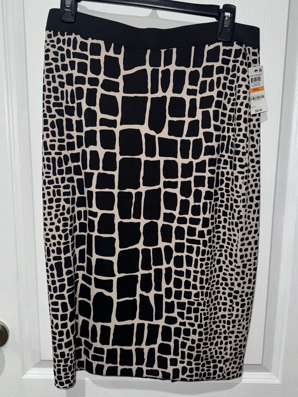 Tailored Black and Cream Geo-Print Pencil Skirt
